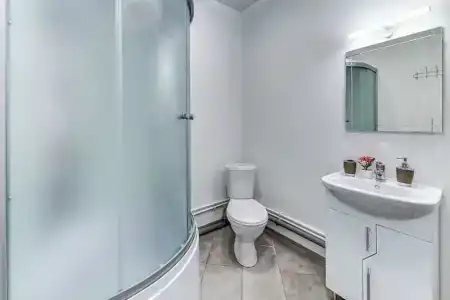 Демократ на Некрасова 58 - 183