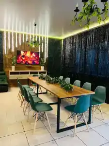 Дом с бассейном - 2