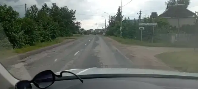 Домик у реки с бассейном и беседкой - 21