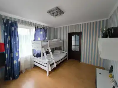 Уютный дом с бассейном, сауной и камином - 37