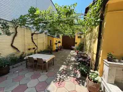 Дом в центре с двором - 9
