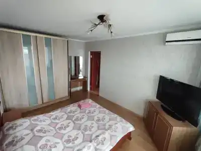 Квартиры на 9 Апреля 62 - 22