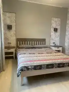 Квартиры на Поповича 8 - 37