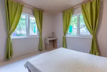 Домик с садом у заповедника - 8