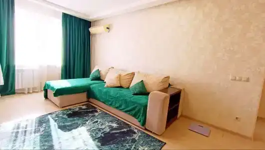 Высотка в районе Ерофей Арена - 43