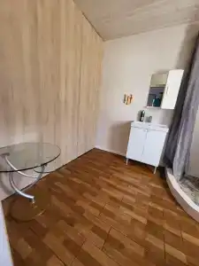 Маленький домик для двоих. У озера. - 17