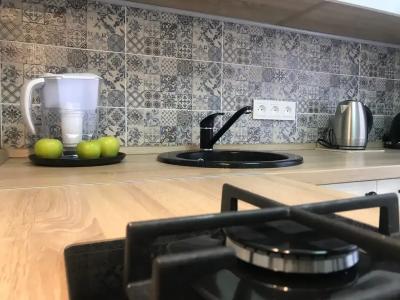 возле Нижнего озера - 11