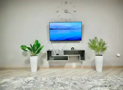 у фонтана - 0