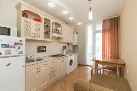 на Крепостном - 8