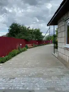 Новятка на самом берегу озера - 0