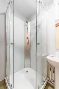 Simple Bon Voyage - 117