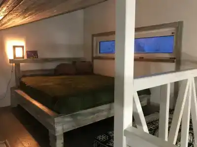 Уютный дом на берегу реки Кола - 1