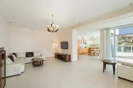 Respect Hall & Spa - 173