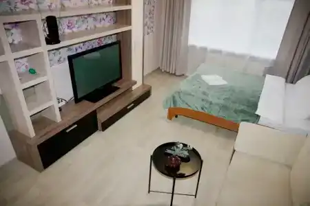 у ДК Металлургов - 2