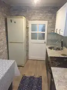 У Александра - 25