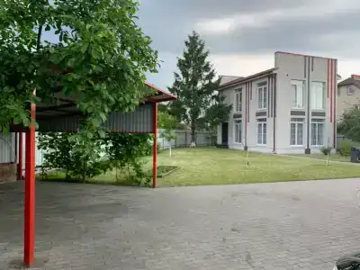 Частный дом у озера - 19