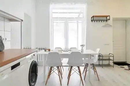 Дом с Яблонями - 1