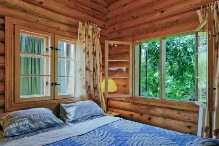 Домик с садом в городе - 6