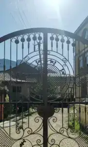 Уютный домик возле парка - 9