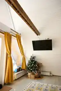 Сказочный A-frame у подножья горы - 30