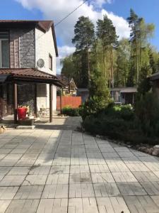 Дом на территории охотничьего хозяйства рядом с водохранилищем - 19