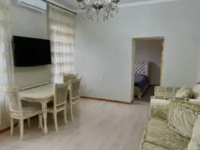 Дом напротив крепостной стены - 10