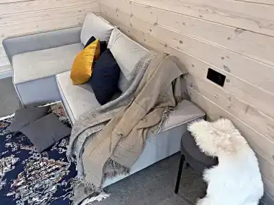 Iceberg House - 14