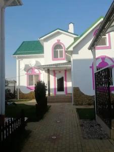 Дом с мангалом возле парка - 16