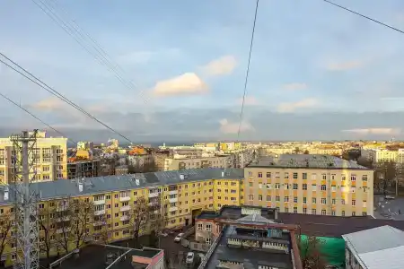 ул.Большая Покровская 73, в центре - 9