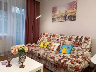 на Горького 20 - 8