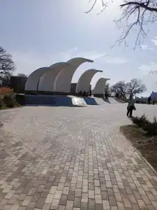 Дача с двориком и с кухней - 20