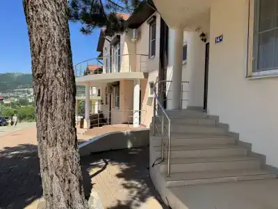 Таунхаус со своим двором - 27