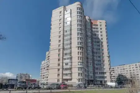 на Будапештской 7 - 9