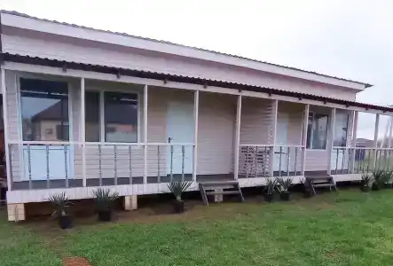 Комфортный гостевой домик с большой верандой - 17