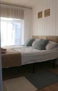 Уютный новый дом с сауной включена в стоимость и видом на озеро и лес - 37