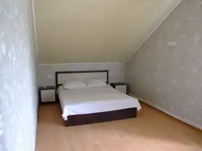 Первый коттедж - 60