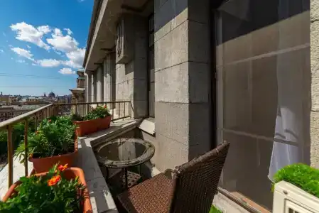 Демократ на Некрасова 58 - 198