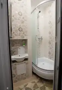 4 студии - 6