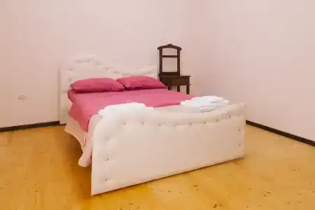 Уютный дом с камином и большим балконом - 5