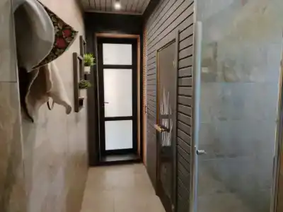 Семейный гостевой дом в парке на берегу реки - 28