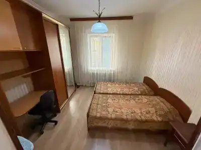 Дом в центре с двором - 2