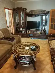 в центре Сухума, до моря 400 м - 9