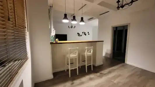 Bright Apartment - 11