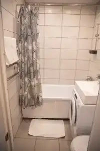 2к в центре, площадь за углом - 21