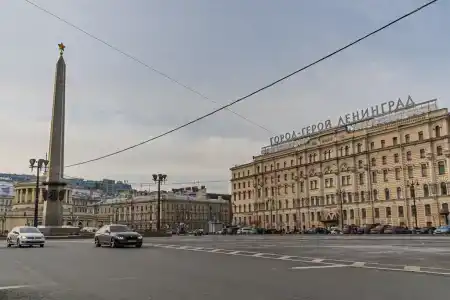 Квартиры на Гончарной 9 - 121