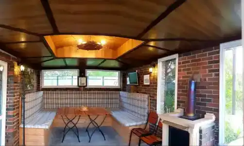 Дома на берегу озера - 14