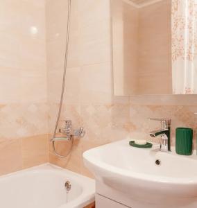 Пять Звёзд Зелёная Роща - 10