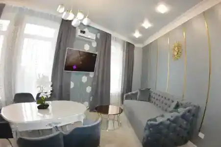 Уютная Евротрешка на Крайнова 3 - 2