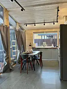 Iceberg House - 10