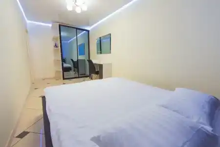 в центре на проспекте Мира 25 от ApartmentCity - 4